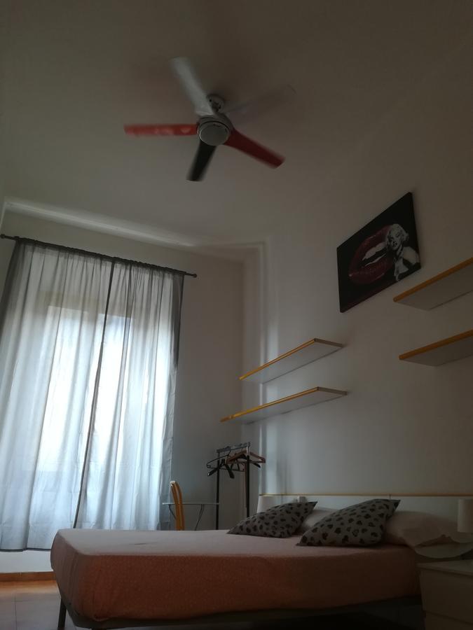 Zoe Hostel *